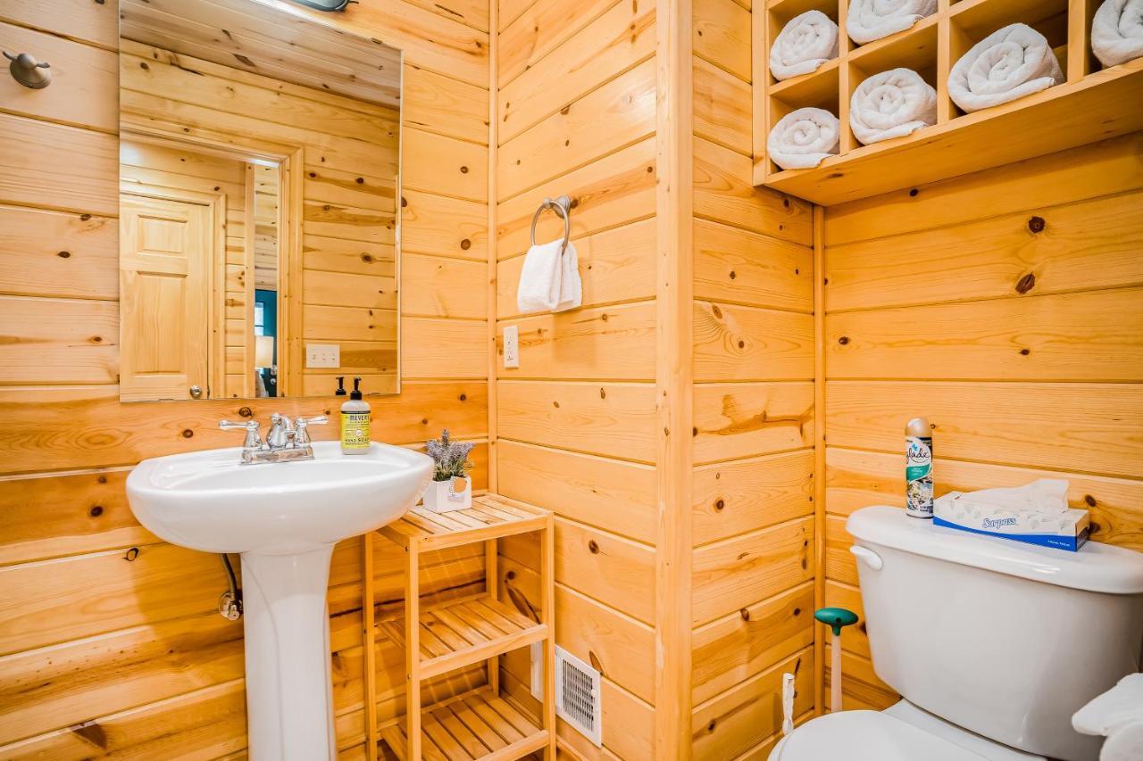 Kingfisher Cove Cabin 19 Saugatuck Bagian luar foto